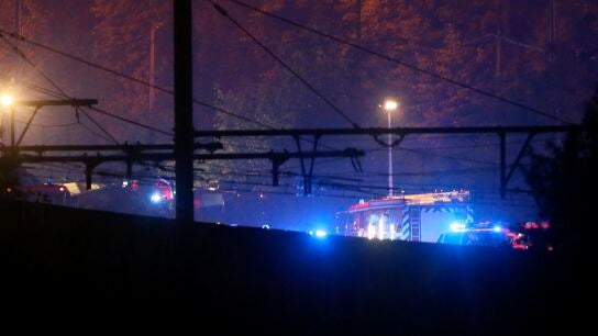 Vista de la operaci&oacute;n rescate tras el choque de dos trenes en Lieja