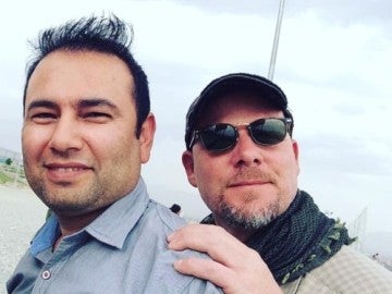 Imagen del reportero gráfico, David Gilkey y del intérprete afgano, Zabihullah Tamanna Imagen del reportero gráfico, David Gilkey y del intérprete afgano, Zabihullah Tamanna