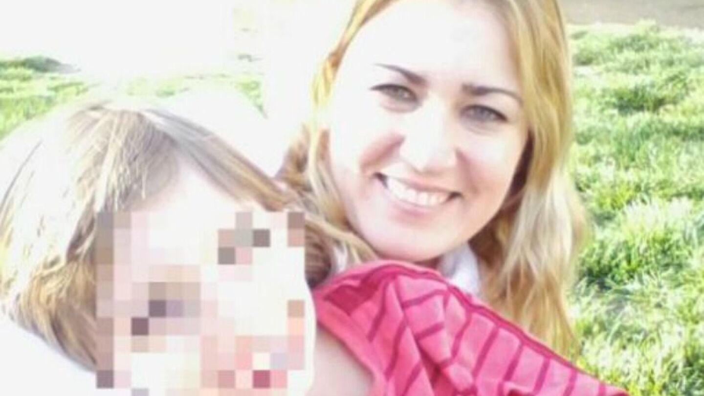 Silvia Banegas, en una foto junto a su hijo 