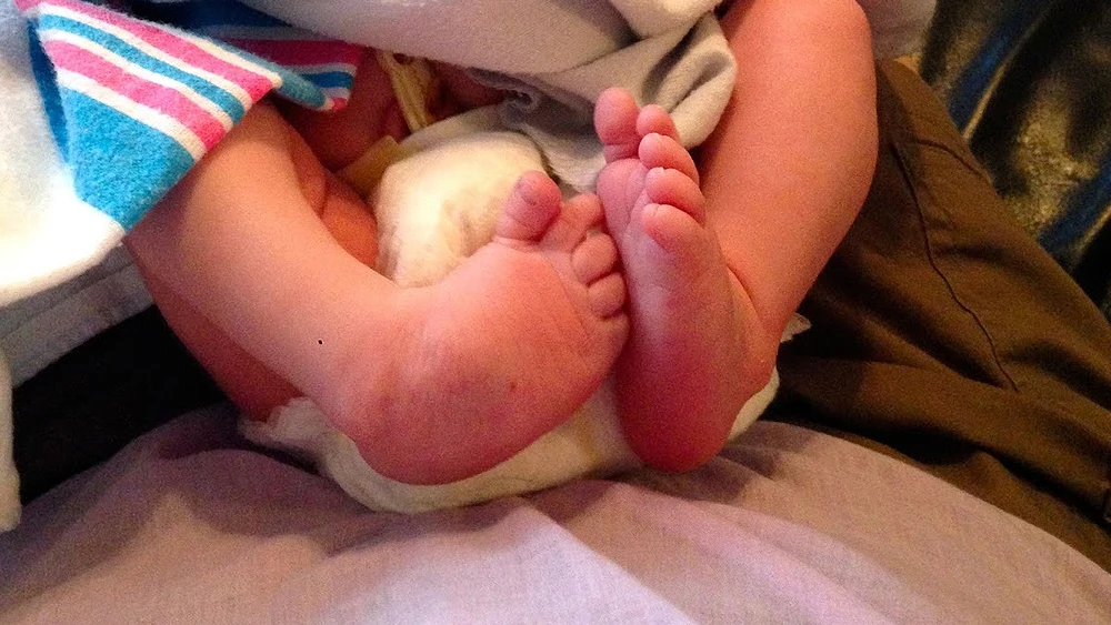 Imagen de los pies de un recién nacido Imagen de los pies de un recién nacido