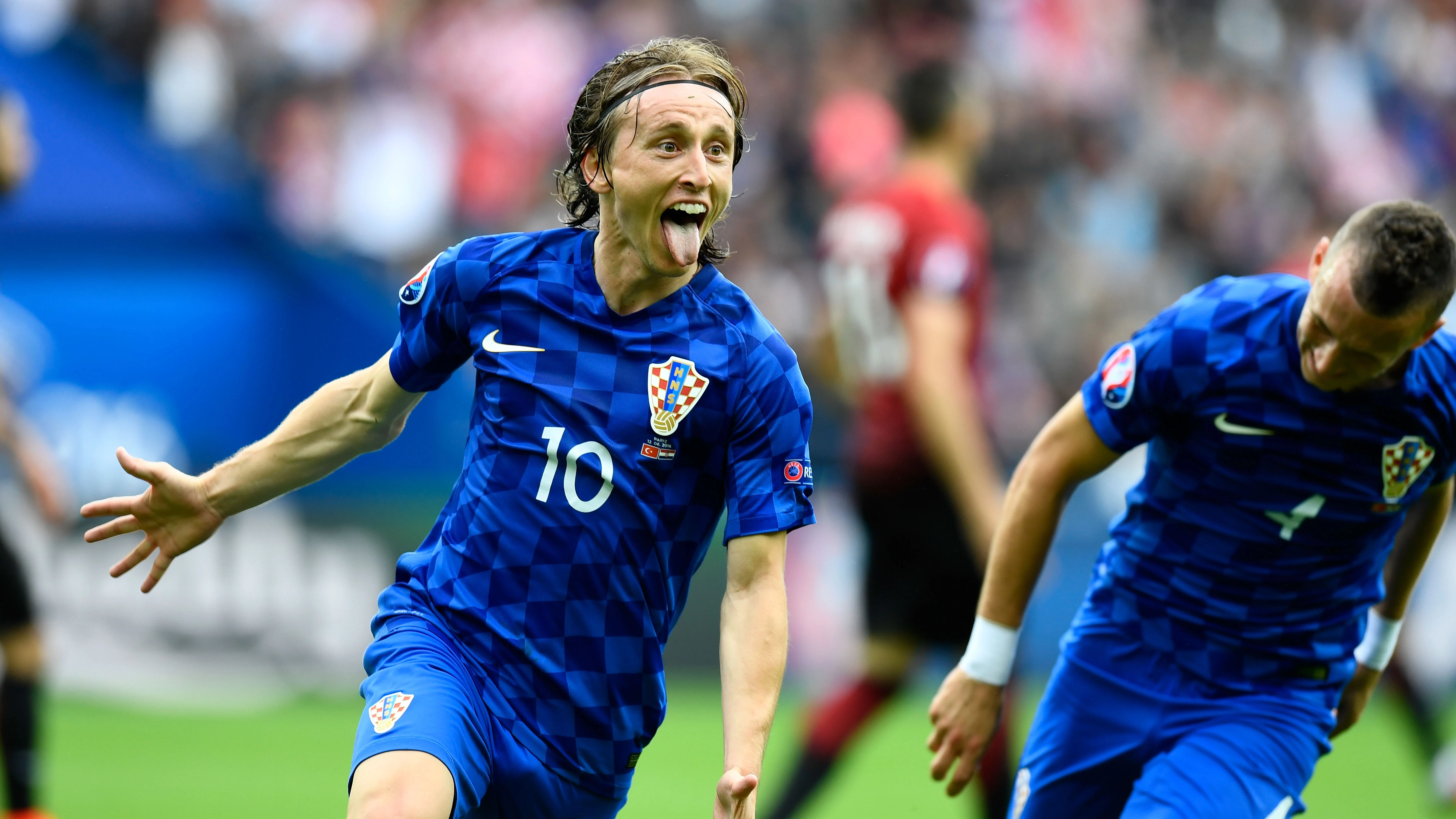 Luka Modric celebrando su gol ante Turquía