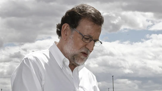 Mariano Rajoy en un campo de alcachofas Mariano Rajoy en un campo de alcachofas