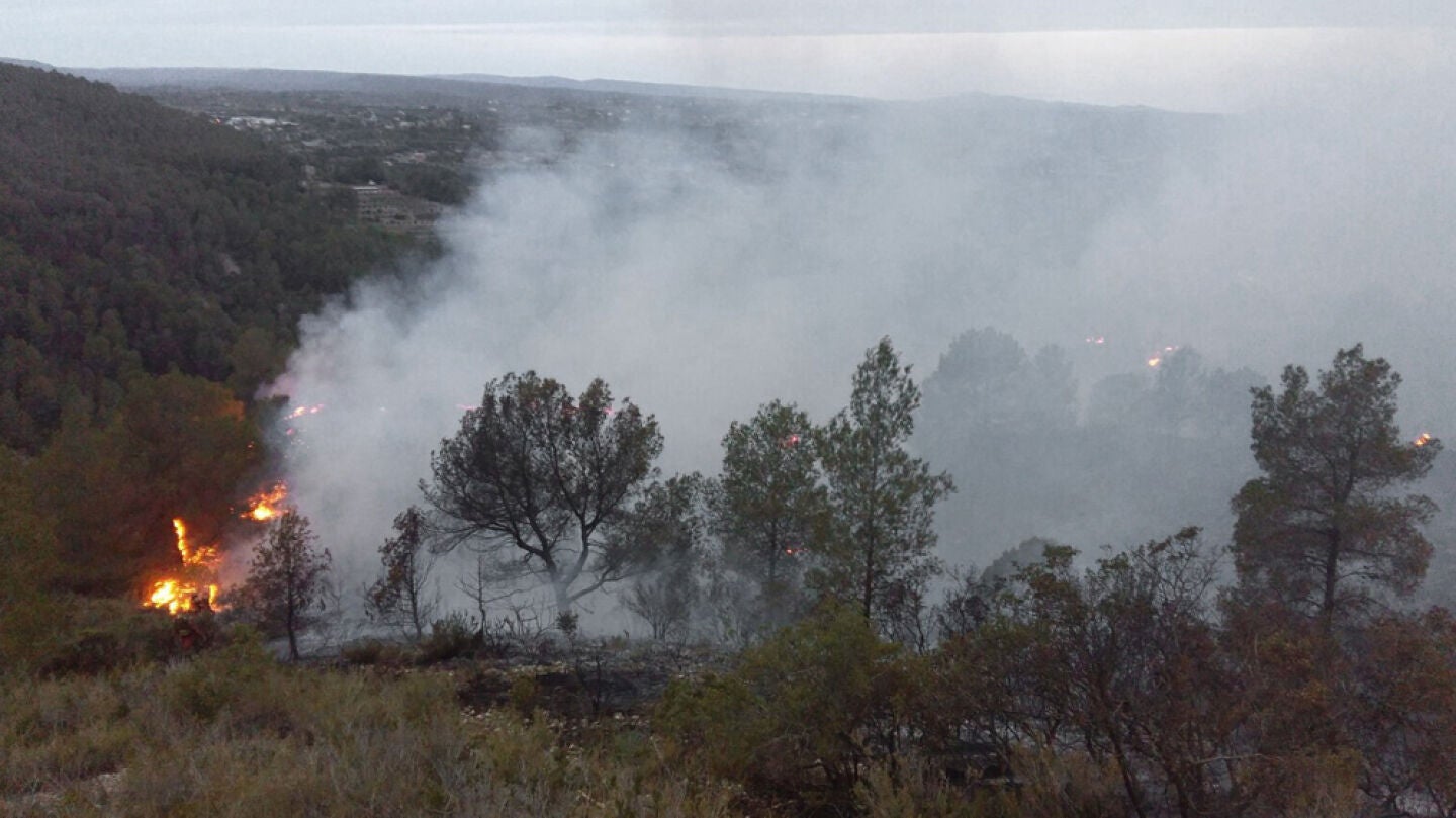Incendio forestal en Bolbaite