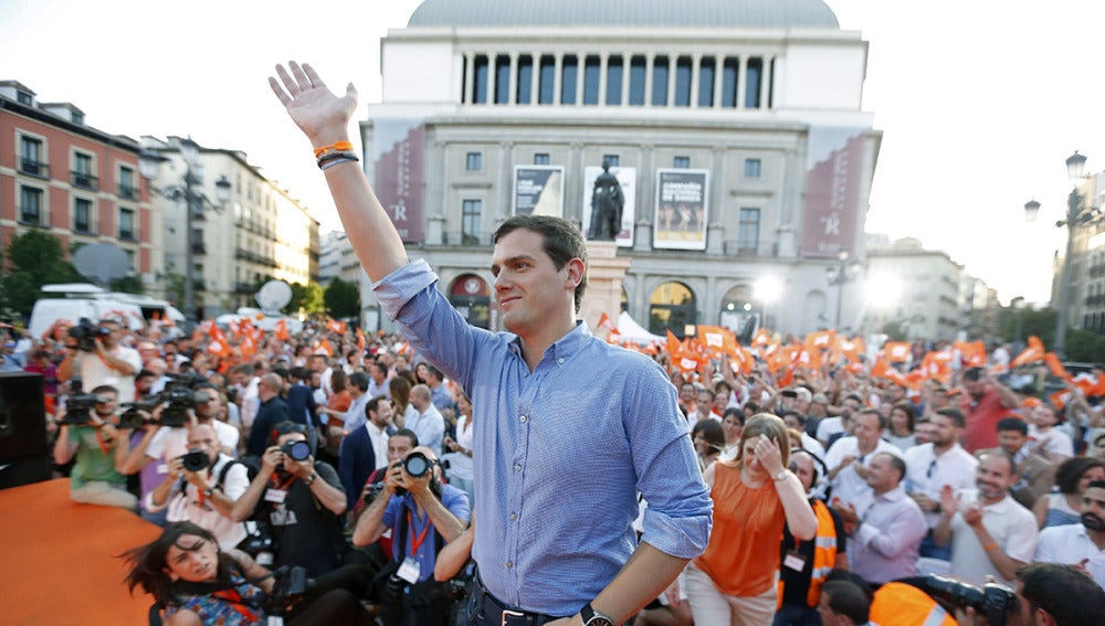 Albert Rivera cierra campaña en Madrid