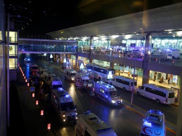 El aeropuerto de Estambul, tras el atentado El aeropuerto de Estambul, tras el atentado