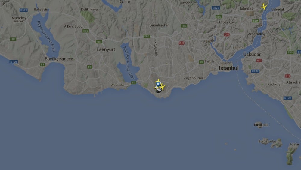 Imagen de un radar que muestra el tráfico aéreo en el aeropuerto de Ataruk, en Estambul