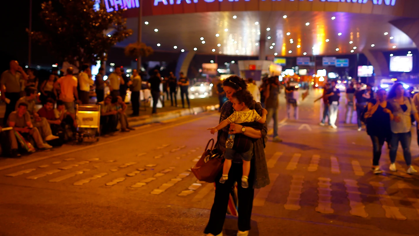 Atentado en el principal aeropuerto de Estambul Atentado en el principal aeropuerto de Estambul