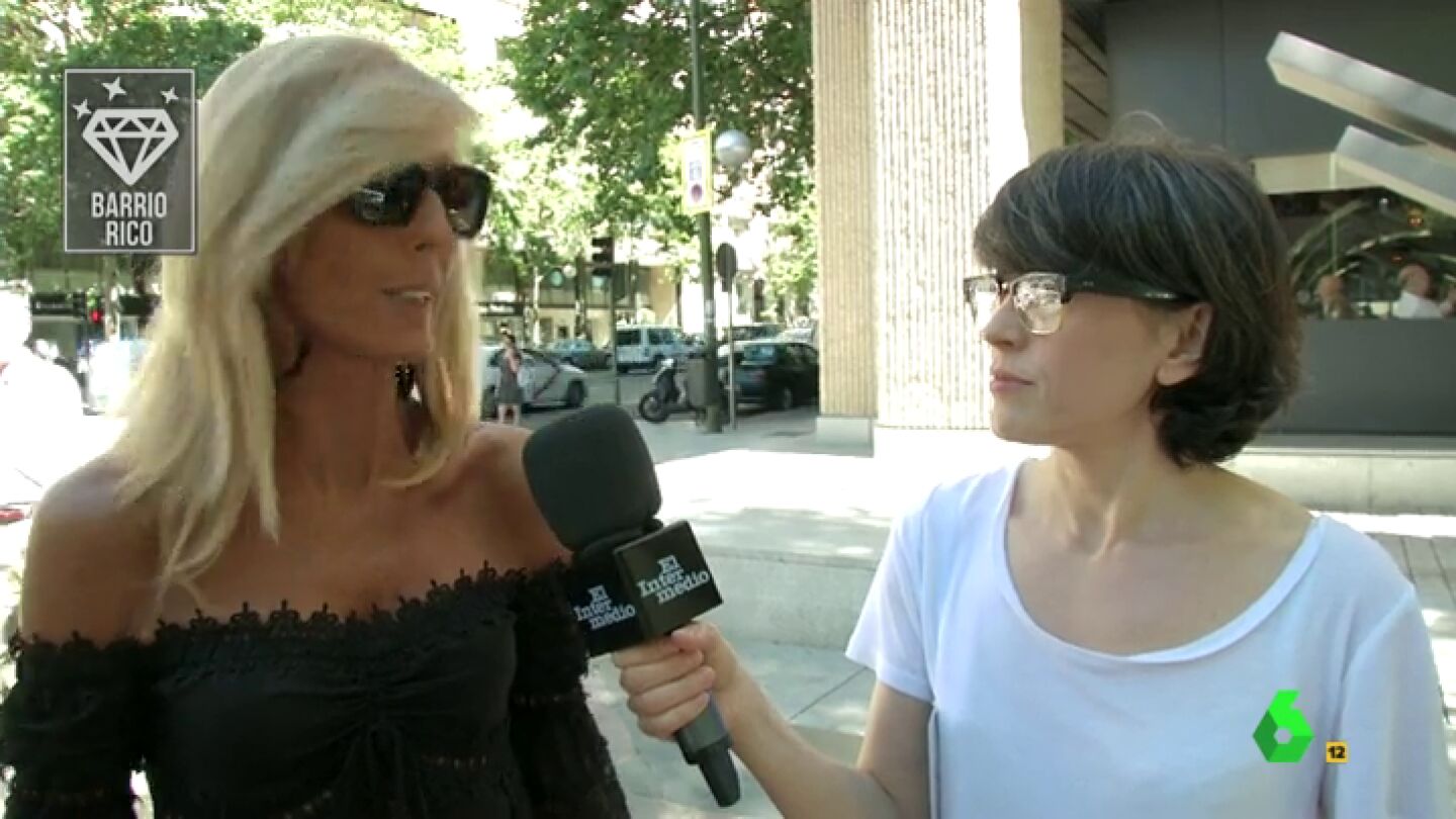 Mujer de un barrio rico