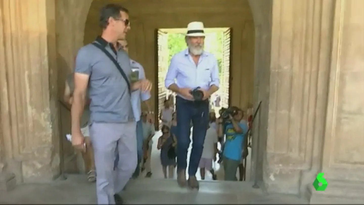 Frame 1.354282 de: Harrison Ford y Calista Flockhart visitan La Alhambra durante sus vacaciones en España Frame 1.354282 de: Harrison Ford y Calista Flockhart visitan La Alhambra durante sus vacaciones en España