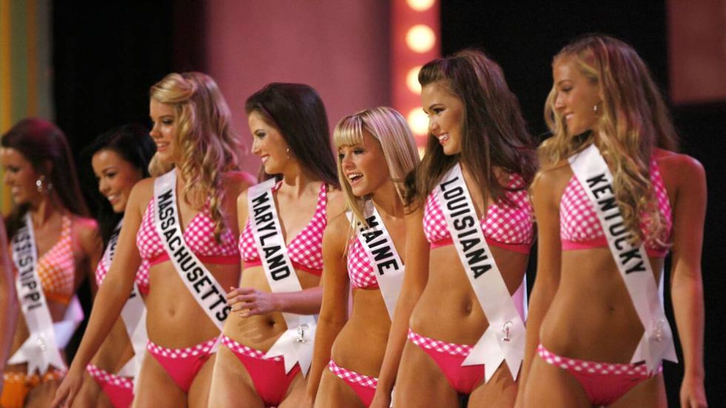 Candidatas en bikini en el certamen de 'Miss Teen USA'