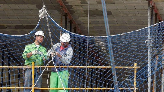 Dos trabajadores de la construcción Dos trabajadores de la construcción