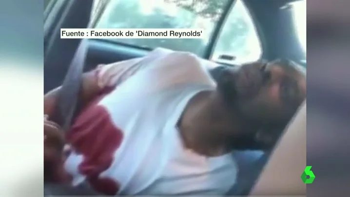 Frame 2.28421 de: Un policía mata a un joven de raza negra en Minnesota tras dispararle por llevar una luz del coche rota