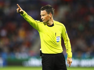 Mark Clattenburg, en un partido de la Eurocopa Mark Clattenburg, en un partido de la Eurocopa