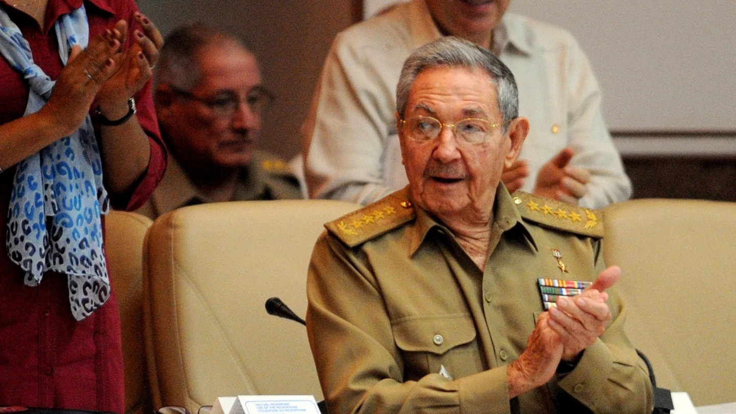 Raúl Castro reconoce adversidades en la economía pero descarta un colapso El presidente cubano, Raúl Castro, participa en la Asamblea Nacional de Cuba en La Habana (Cuba)