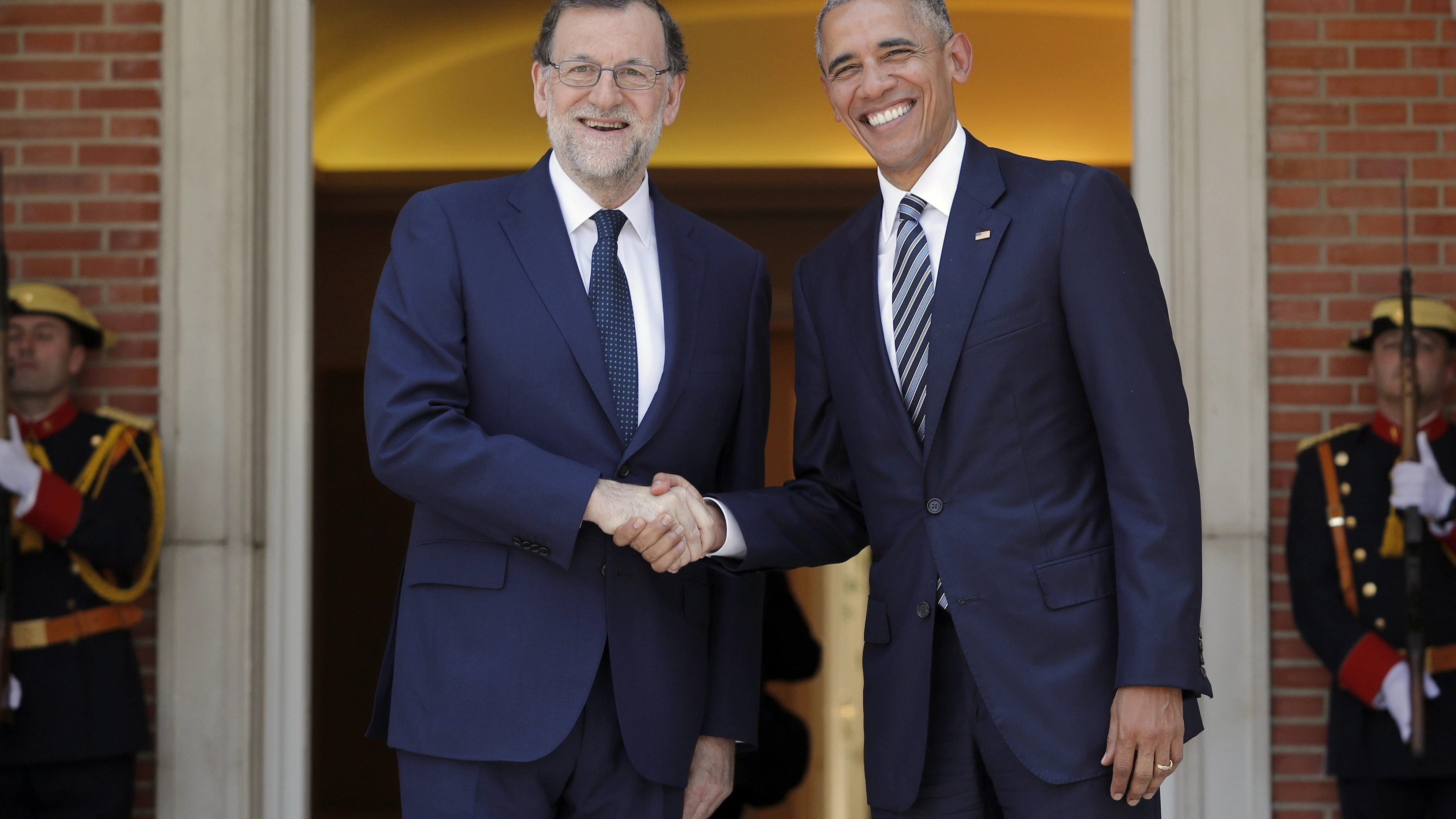 Rajoy recibe a Obama en la Moncloa