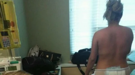 Amanda Bacon muestra una "maternidad sin censura" Amanda Bacon muestra una "maternidad sin censura"