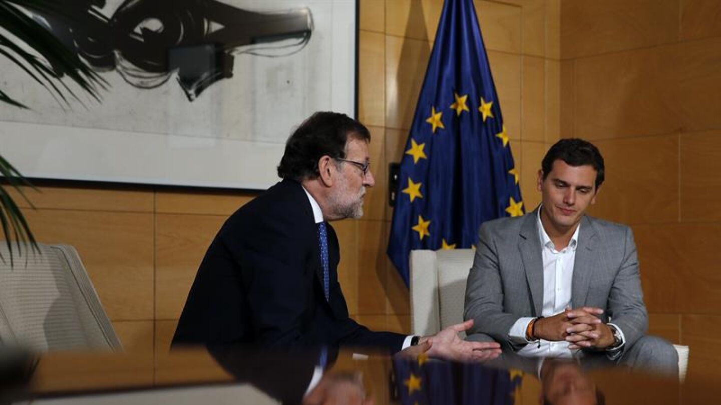Rajoy y Albert Rivera, reunidos en el Congreso de los Diputados