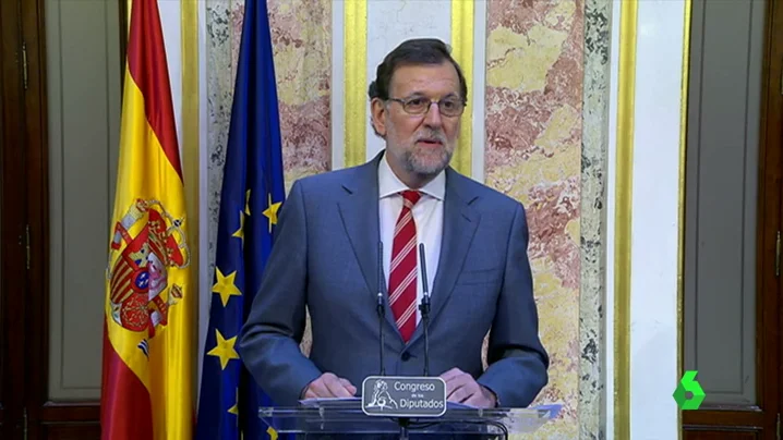 Frame 105.877567 de: rajoy