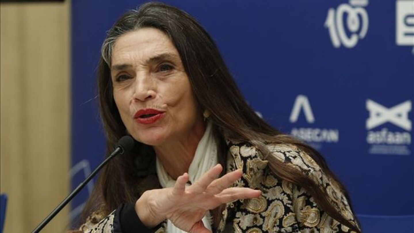 &Aacute;ngela Molina