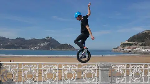 Campeonato del mundo de monociclo en San Sebastián. Campeonato del mundo de monociclo en San Sebastián.