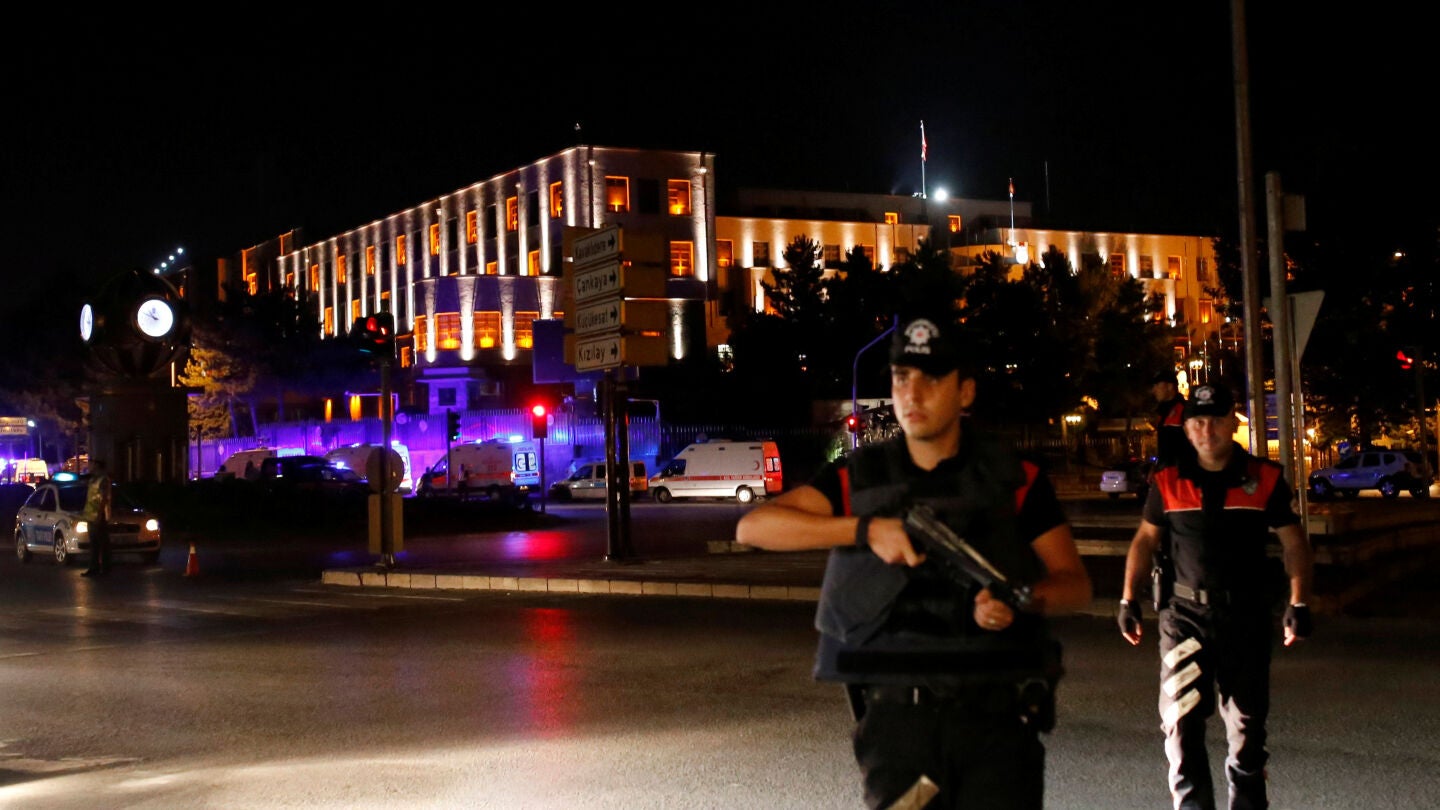 Im&aacute;genes durante el intento de golpe de Estado en Turqu&iacute;a