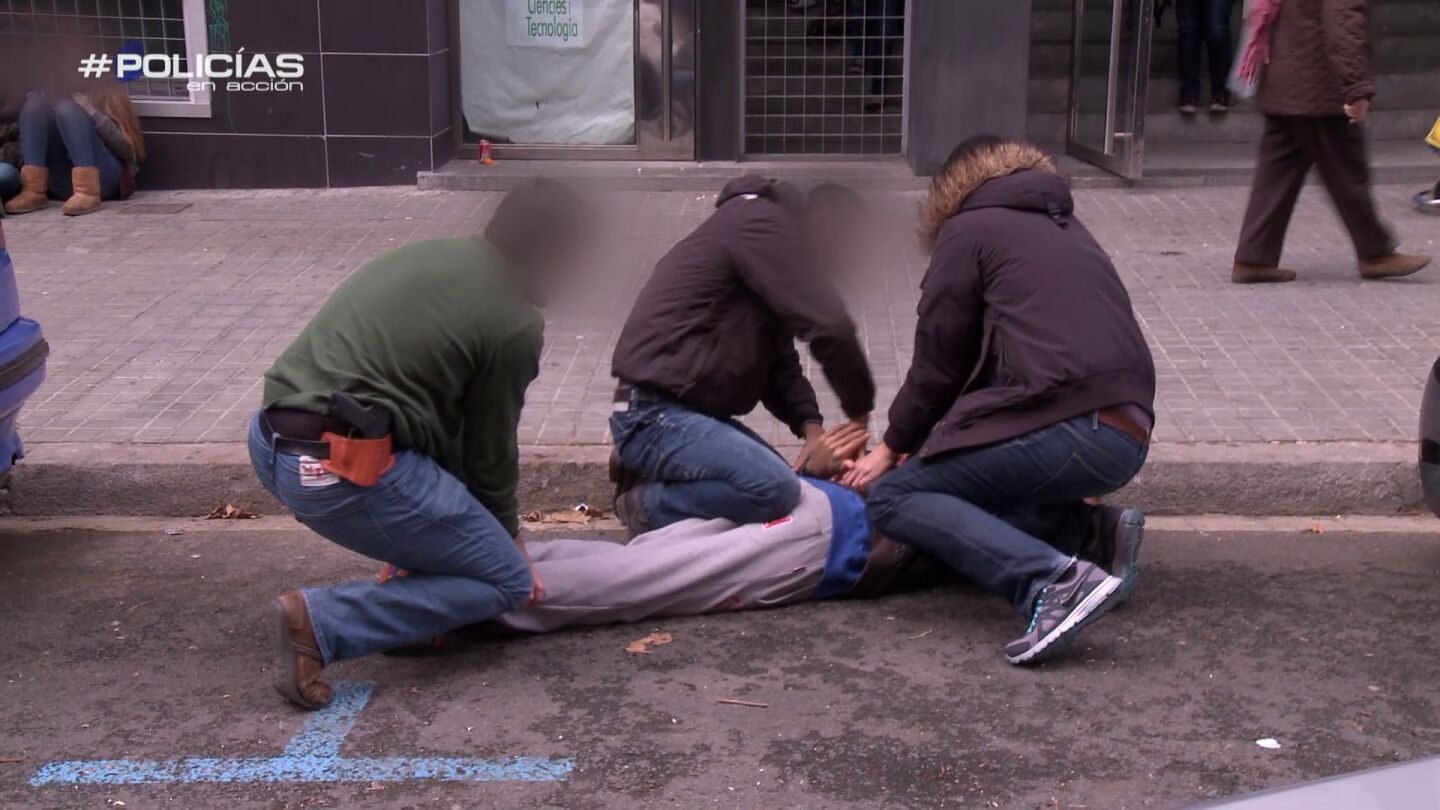 Polic&iacute;as en acci&oacute;n