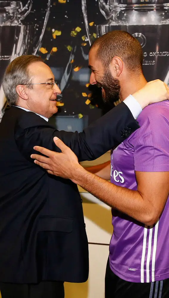 Efusivo saludo entre Florentino y Benzema Efusivo saludo entre Florentino y Benzema