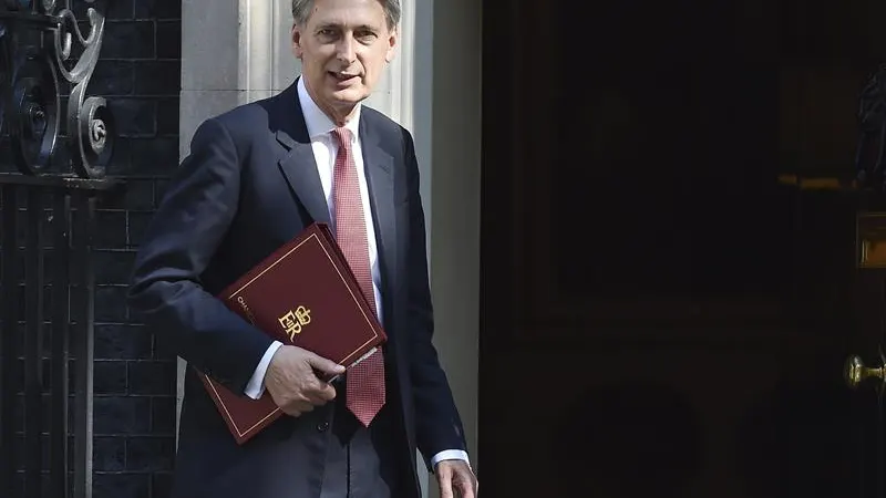 El ministro brit&aacute;nico de Econom&iacute;a Philip Hammond