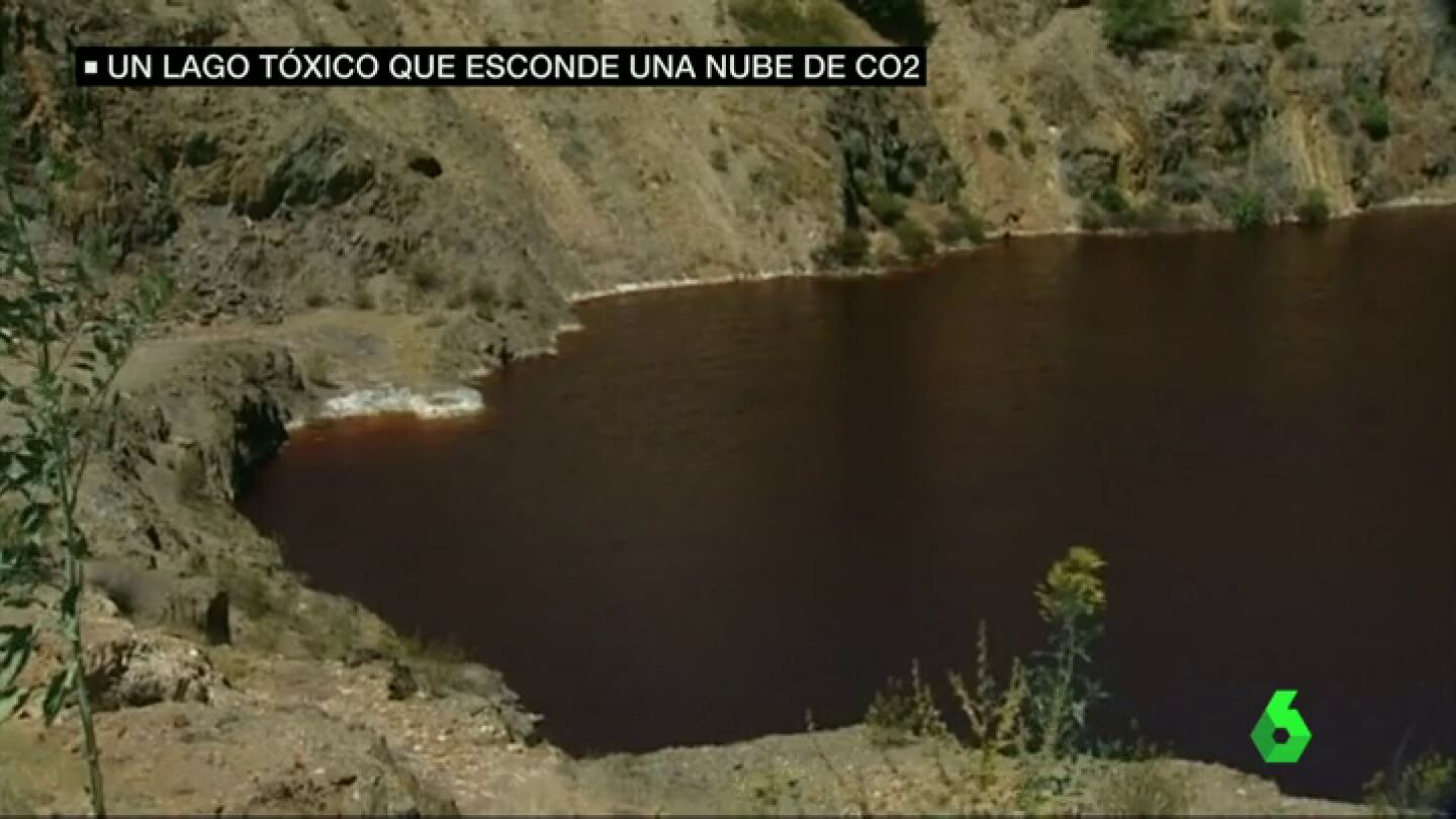 Frame 72.486519 de: Descubren un lago explosivo en Puebla de Guzm&aacute;n, en Huelva