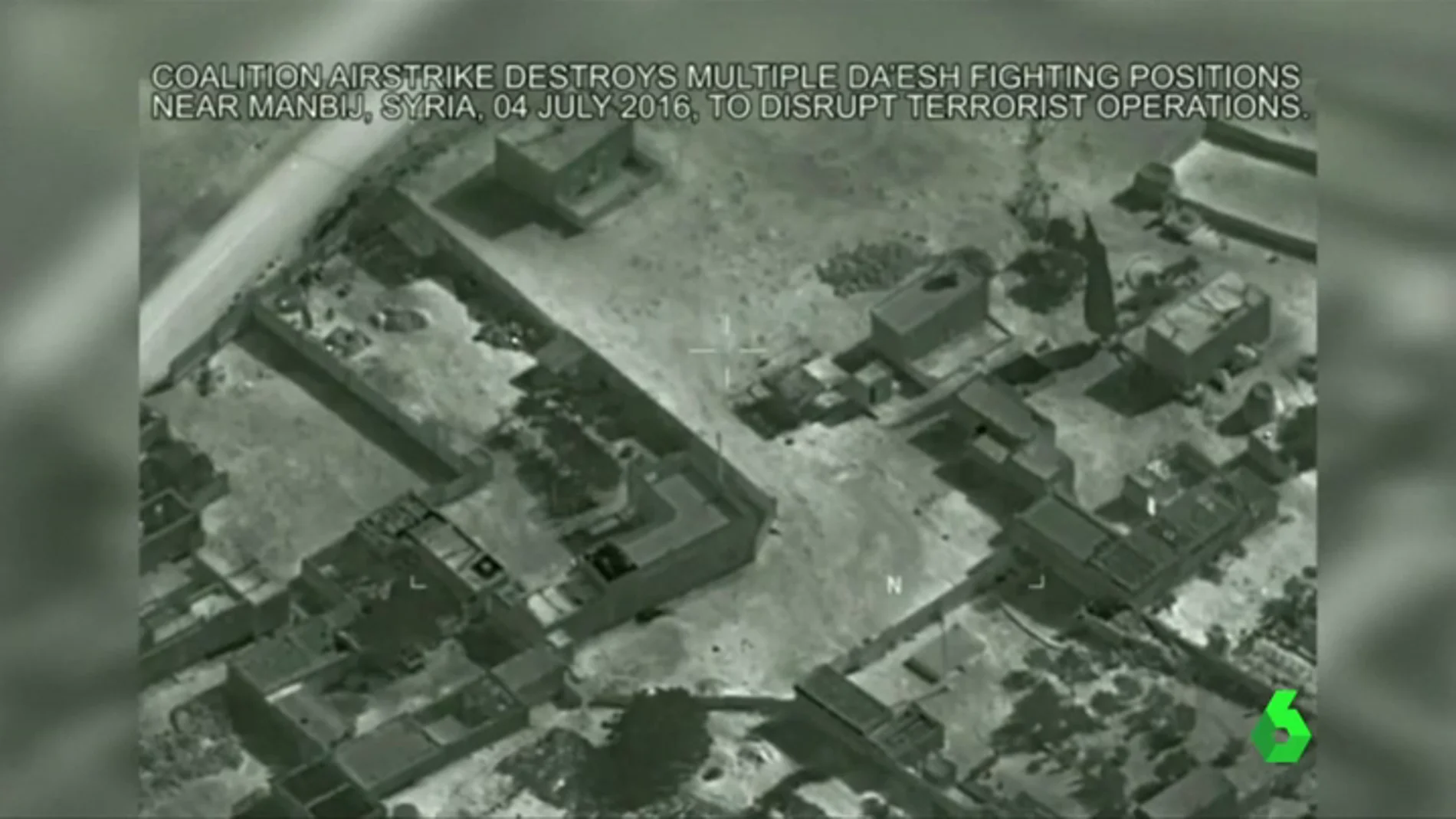 Frame 5.709724 de: bombardeos siria