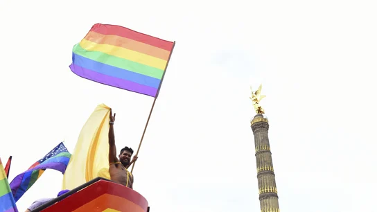 Christopher Street Day es el día del orgullo gay en Berlín Christopher Street Day es el día del orgullo gay en Berlín