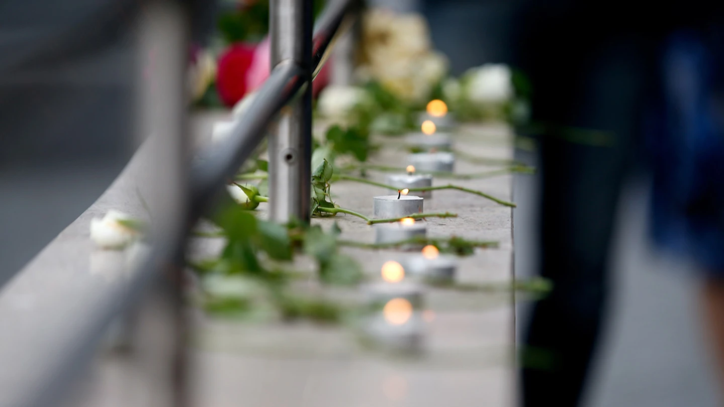 Velas en homenaje a las víctimas del tiroteo en Múnich Velas en homenaje a las víctimas del tiroteo en Múnich