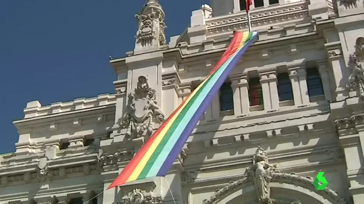 Frame 90.048585 de: transexualidad