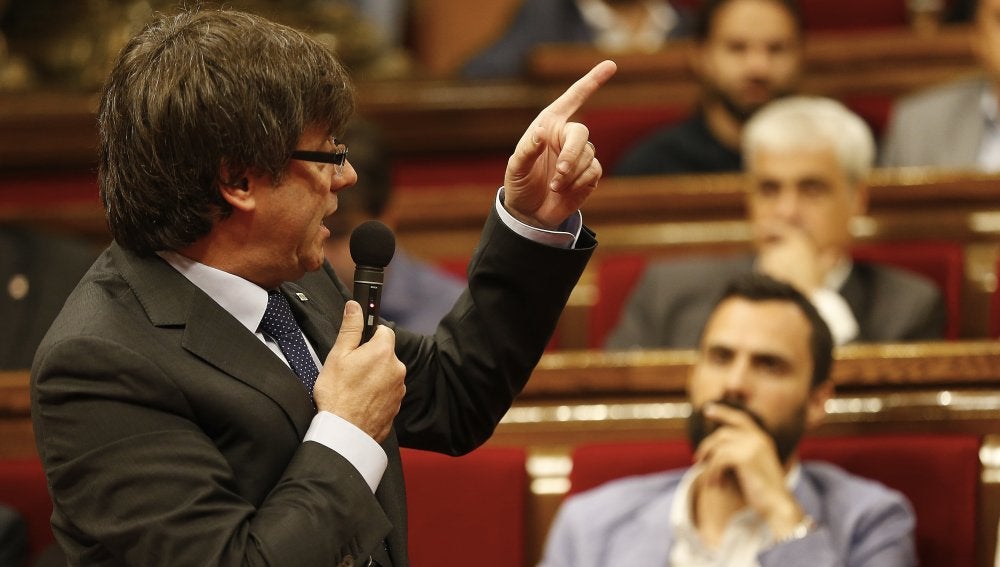 Carles Puigdemont, en el Parlament de Cataluña