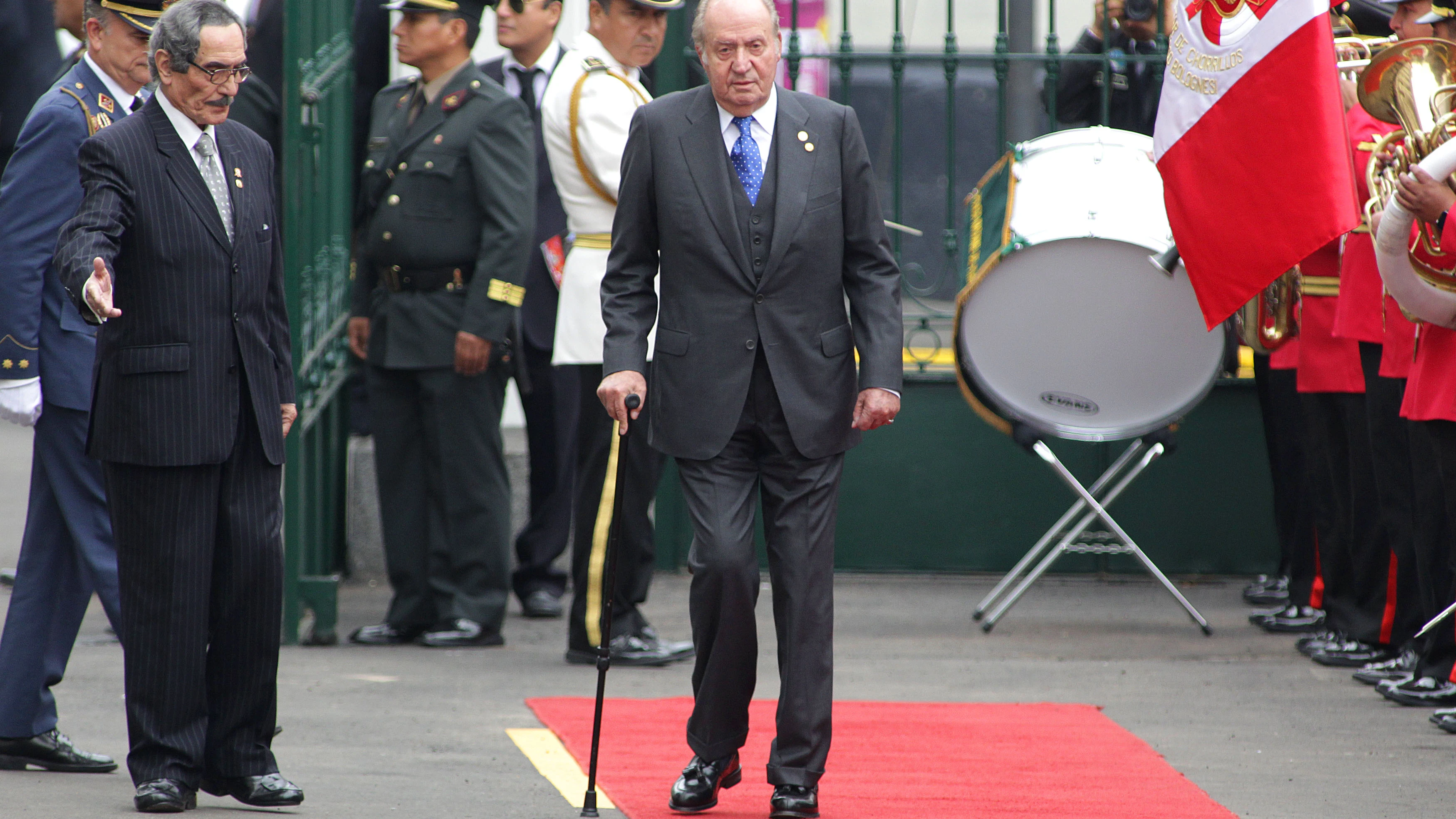 El rey emérito Juan Carlos asiste a la ceremonia de investidura del presidente peruano