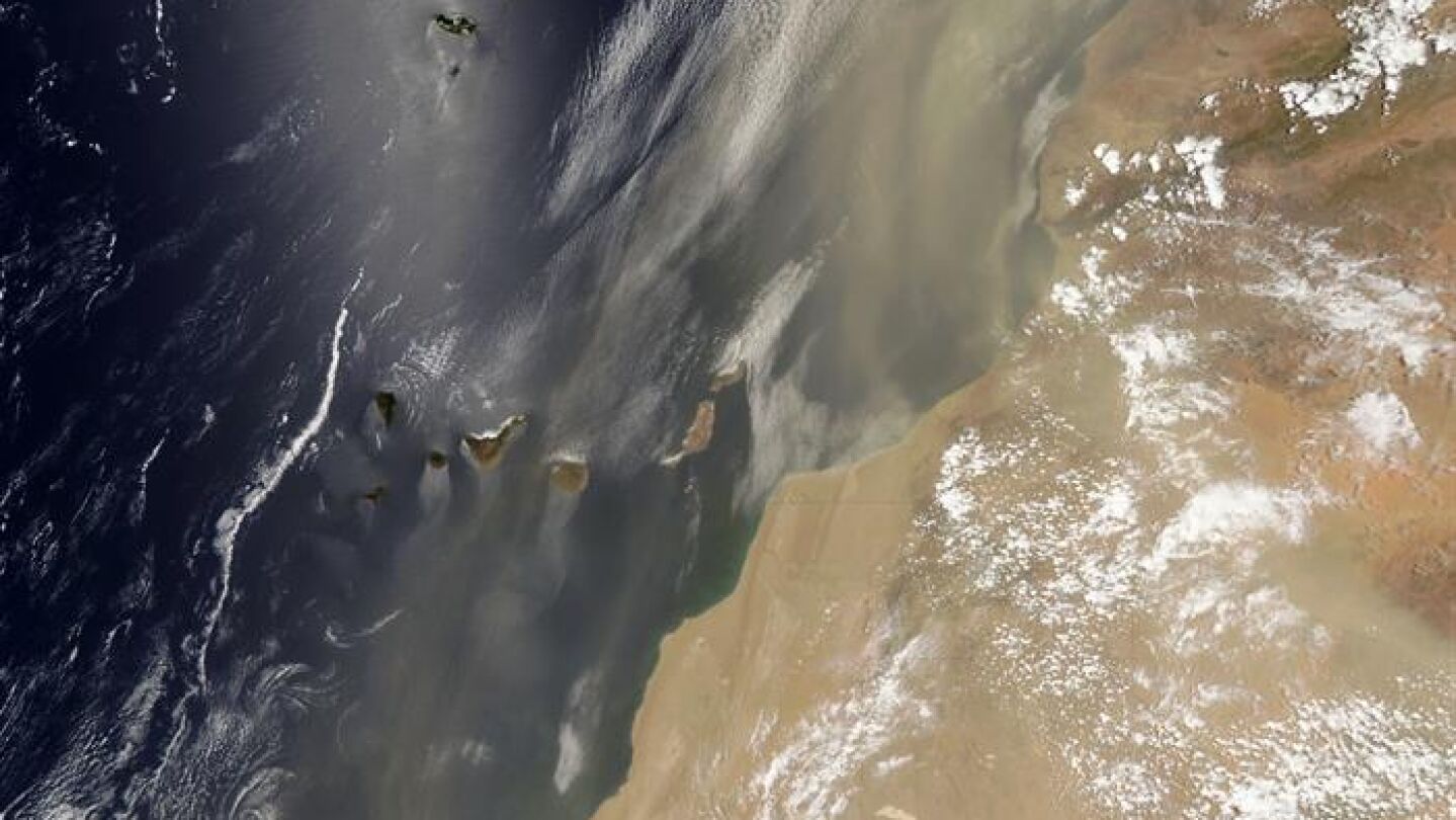 Tormenta de arena en las Islas Canarias