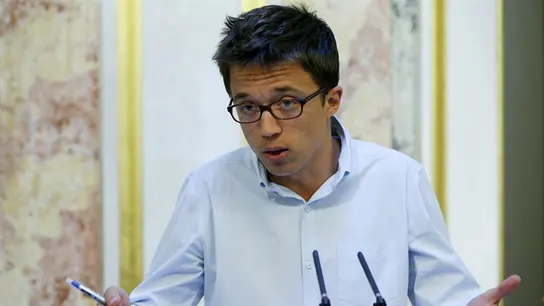 Errejón en rueda de prensa Errejón en rueda de prensa