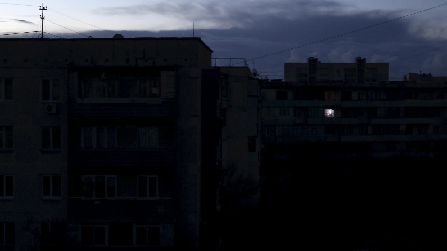 Edificios sin luz tras un apagón eléctico Edificios sin luz tras un apagón eléctico