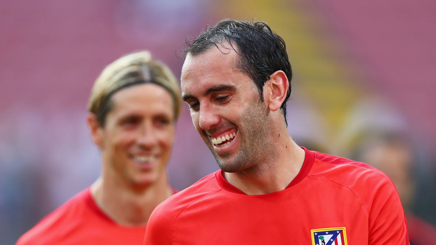 Diego Godín sonríe en un entrenamiento del Atlético de Madrid Diego Godín sonríe en un entrenamiento del Atlético de Madrid