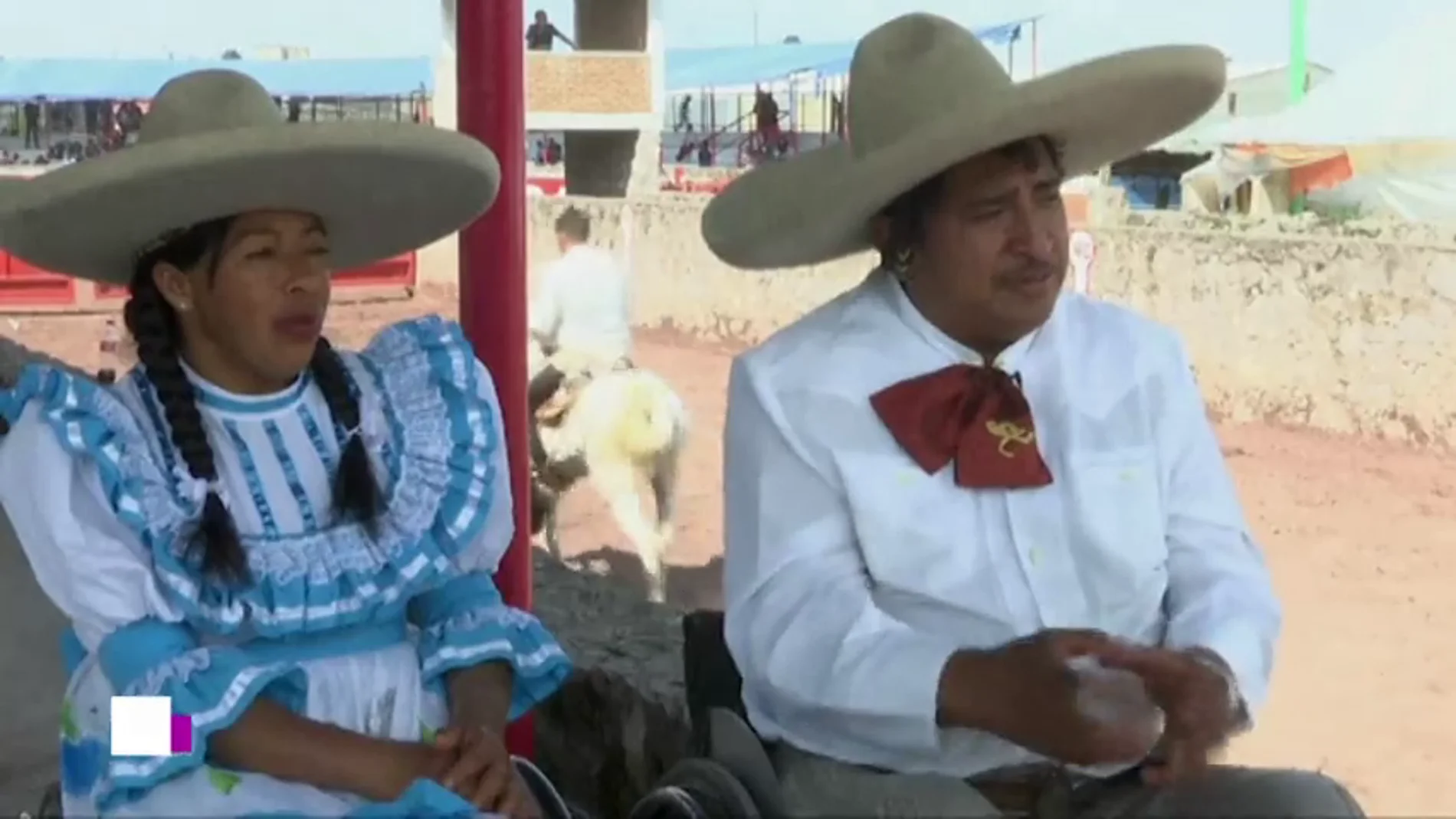 Frame 14.874212 de: El sueño de Salvador: a pesar de su silla de ruedas, se convertirse en un 'charro mexicano' gracias a un 'pararrodeo'