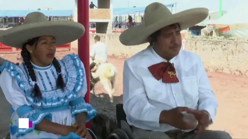 Frame 14.874212 de: El sueño de Salvador: a pesar de su silla de ruedas, se convertirse en un 'charro mexicano' gracias a un 'pararrodeo'