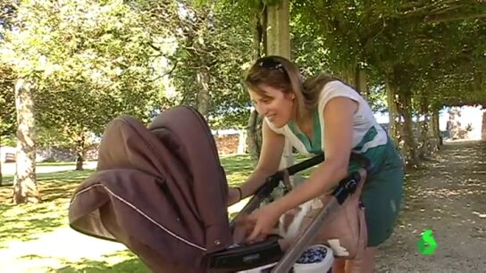 Frame 1.710243 de: El hospital de Santiago de Compostela niega la atenci&oacute;n temprana a una ni&ntilde;a con s&iacute;ndrome de Down