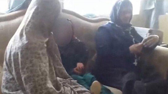 Menor afgana obligada a casarse a cambio de una cabra