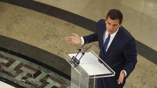 El líder de Cuidadanos, Albert Rivera, durante su comparecencia ante los medios El líder de Cuidadanos, Albert Rivera, durante su comparecencia ante los medios