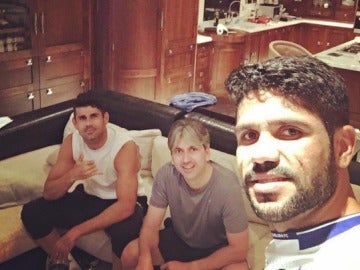 Diego Costa y su hermano, en una foto Diego Costa y su hermano, en una foto