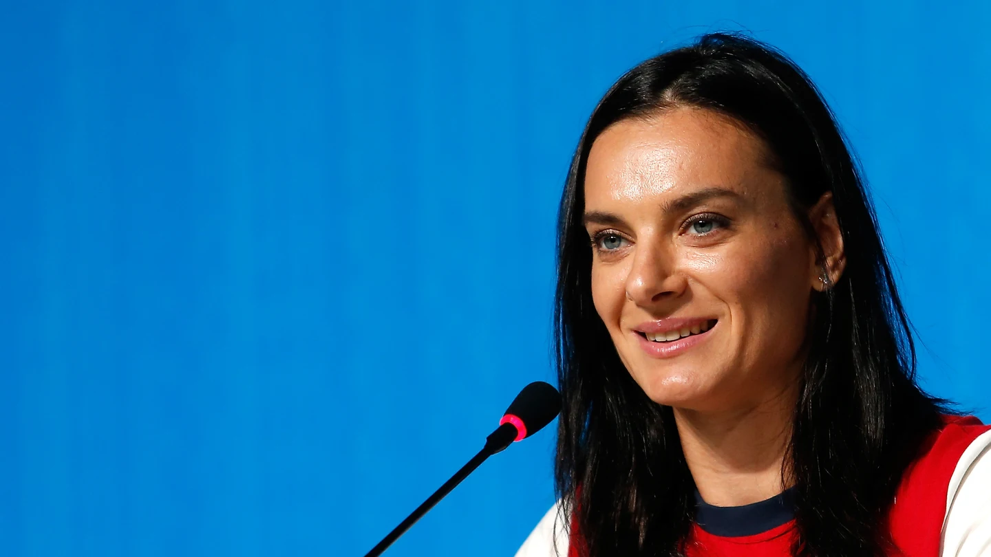 La atleta rusa Yelena Isinbáyeva La atleta rusa Yelena Isinbáyeva