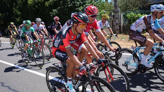 El colombiano Atapuma, nuevo líder de la Vuelta a España El colombiano Atapuma, nuevo líder de la Vuelta a España