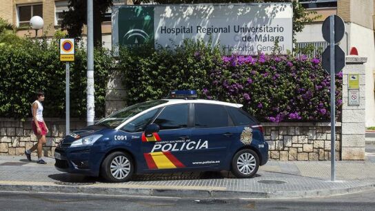 Un coche de la policia nacional