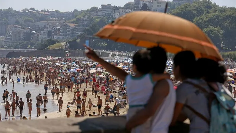 Playa abarrotada