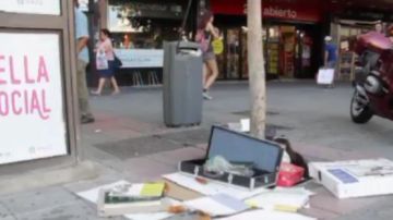 El PP denuncia en un vídeo la "desidia en la limpieza" del Ayuntamiento de Carmena en unos meses de récord de turistas